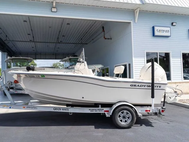 Slide: The Image of Grady-White Fisherman 180 2025 - 11