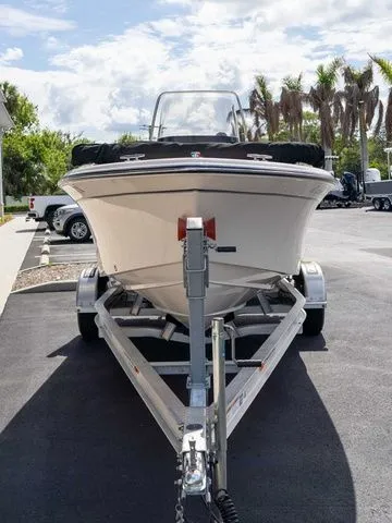 Slide: The Image of Grady-White Fisherman 180 2025 - 13