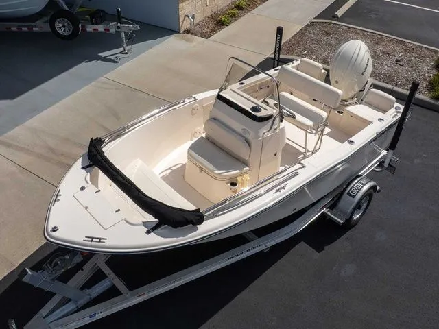 Slide: The Image of Grady-White Fisherman 180 2025 - 4