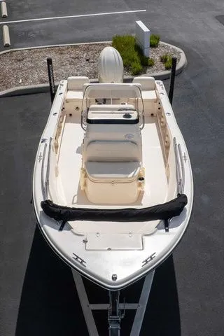 Slide: The Image of Grady-White Fisherman 180 2025 - 5