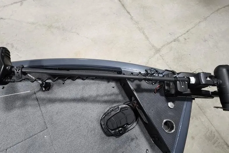 Slide: The Image of 2023 Ranger VS1782SC Reata boat deck with trolling motor and foot pedal. - 8