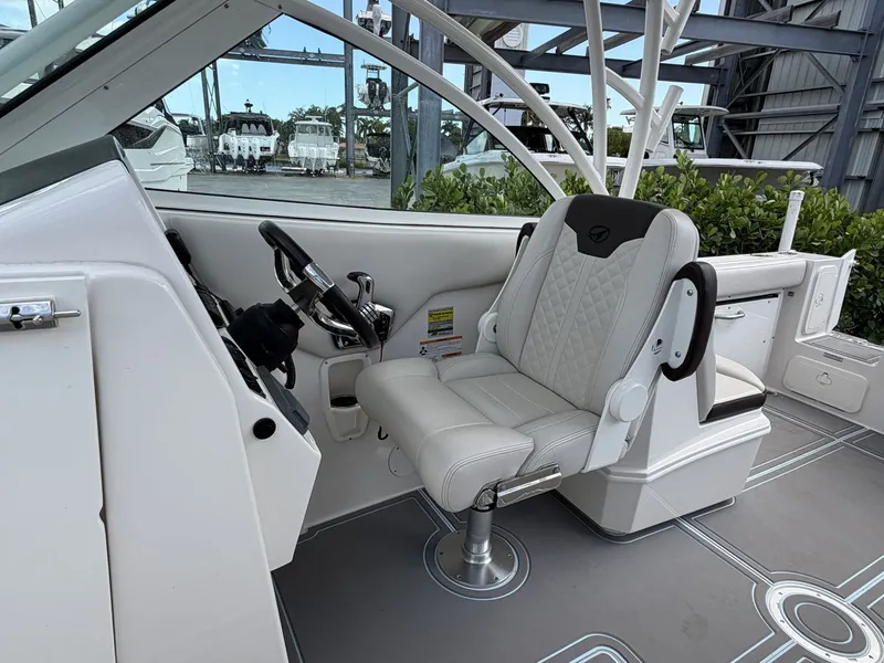 Slide: The Image of Sailfish 245 DC 2024 - 30