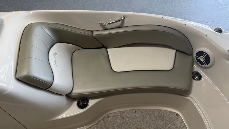 Slide: The Image of Sea Ray 200 Sundeck 2007 - 57