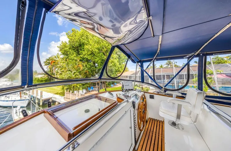 Slide: The Image of Grand Banks 49 Classic 1991 - 10