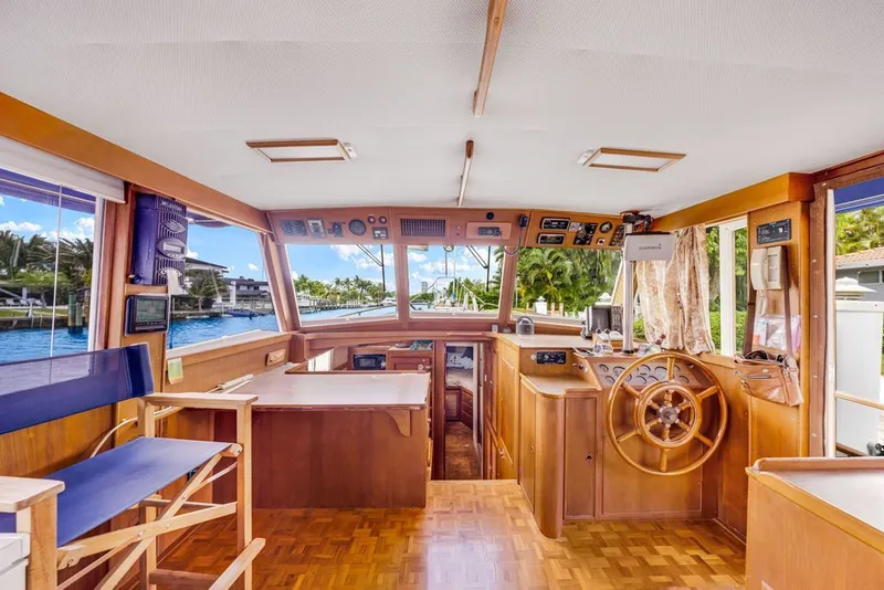 Slide: The Image of Grand Banks 49 Classic 1991 - 23