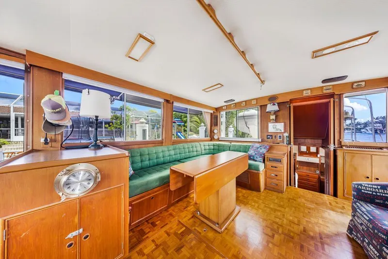 Slide: The Image of Grand Banks 49 Classic 1991 - 25