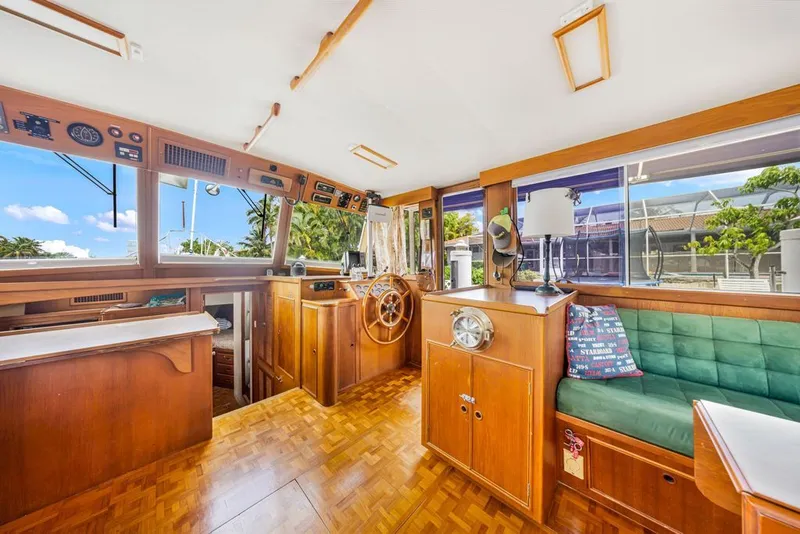 Slide: The Image of Grand Banks 49 Classic 1991 - 26