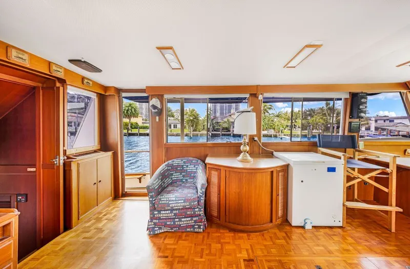 Slide: The Image of Grand Banks 49 Classic 1991 - 31