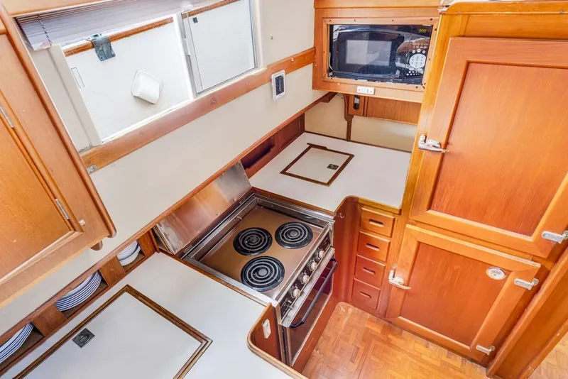 Slide: The Image of Grand Banks 49 Classic 1991 - 33