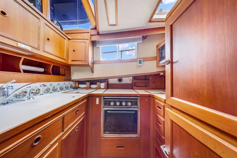 Slide: The Image of Grand Banks 49 Classic 1991 - 35