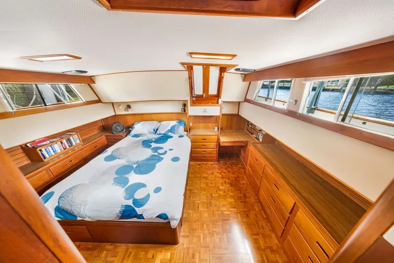 Slide: The Image of Grand Banks 49 Classic 1991 - 40