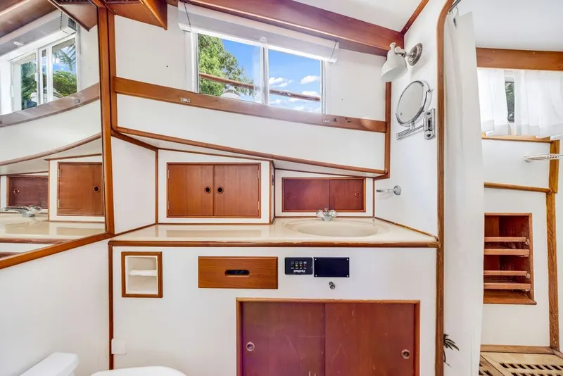 Slide: The Image of Grand Banks 49 Classic 1991 - 48