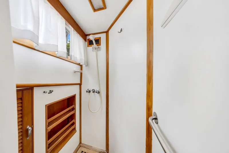 Slide: The Image of Grand Banks 49 Classic 1991 - 49