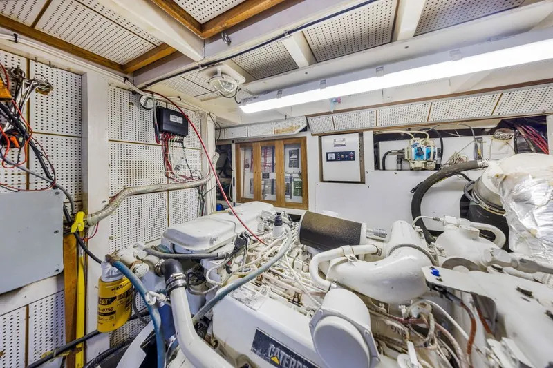 Slide: The Image of Grand Banks 49 Classic 1991 - 55