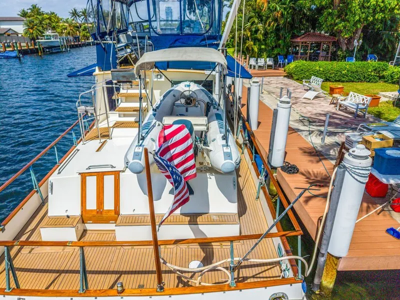 Slide: The Image of Grand Banks 49 Classic 1991 - 78