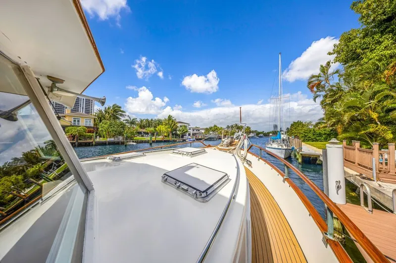 Slide: The Image of Grand Banks 49 Classic 1991 - 80