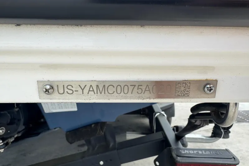 Slide: The Image of Yamaha Boats 2020 model 242SE hull identification number plate with QR code. - 14