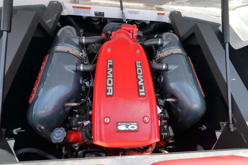 Slide: The Image of Ilmor MV8 6.0 engine in a 2014 MasterCraft X-25 boat. - 27