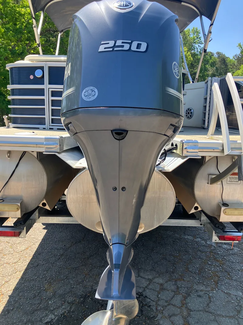 Slide: The Image of Bennington 23 QLC 2019 with Yamaha 250 outboard motor. - 22