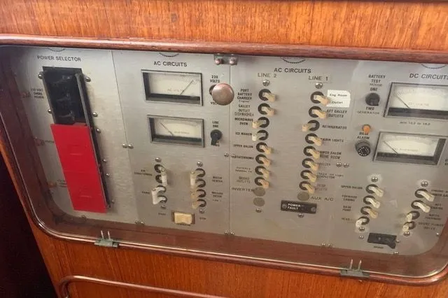 Slide: The Image of Gulfstar MK2 1985 control panel with AC and DC circuits. - 25