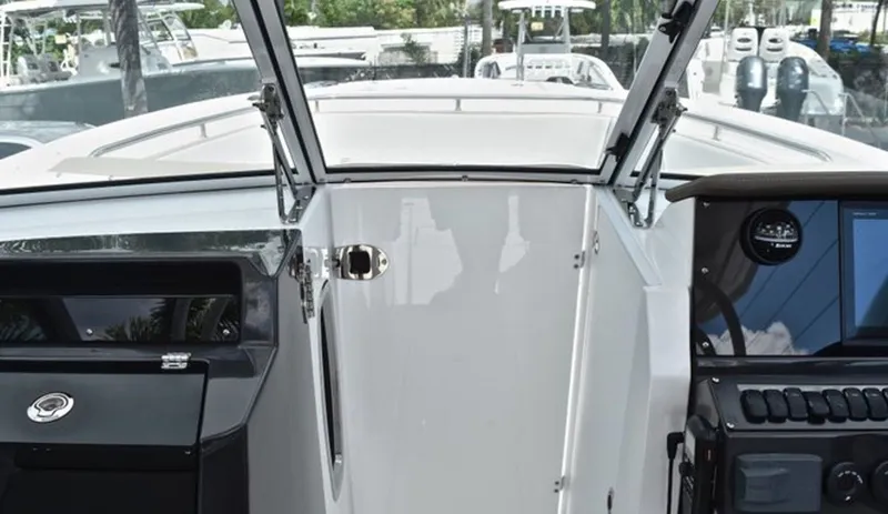 Slide: The Image of Interior view of Blackfin 272 DC boat, year 2019. - 6