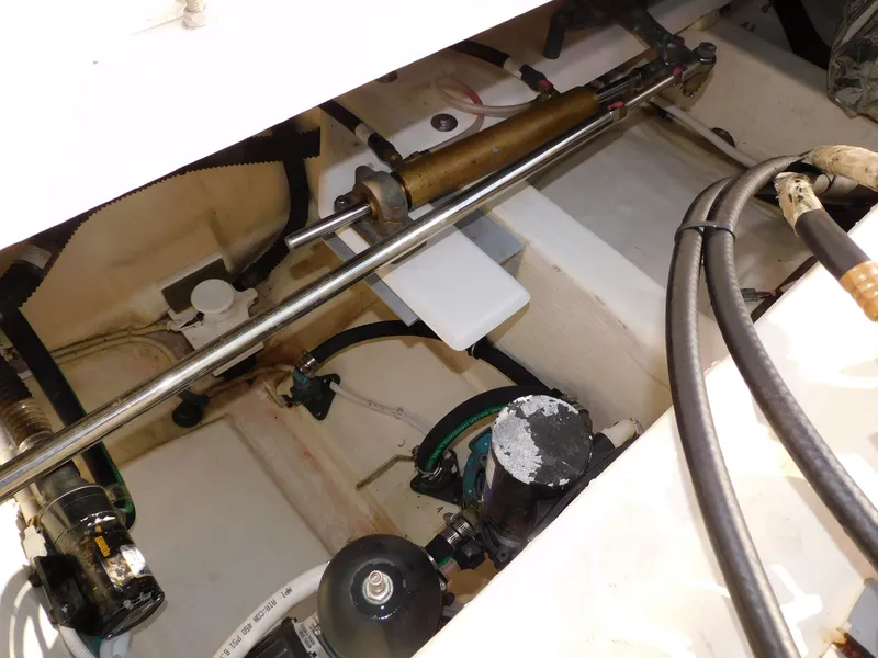 Slide: The Image of Tiara 36 Coronet 2013 - 20