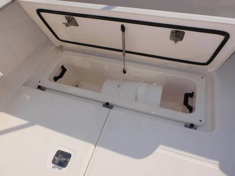 Slide: The Image of Tiara 36 Coronet 2013 - 25