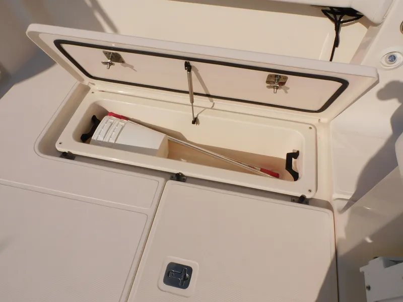 Slide: The Image of Tiara 36 Coronet 2013 - 27