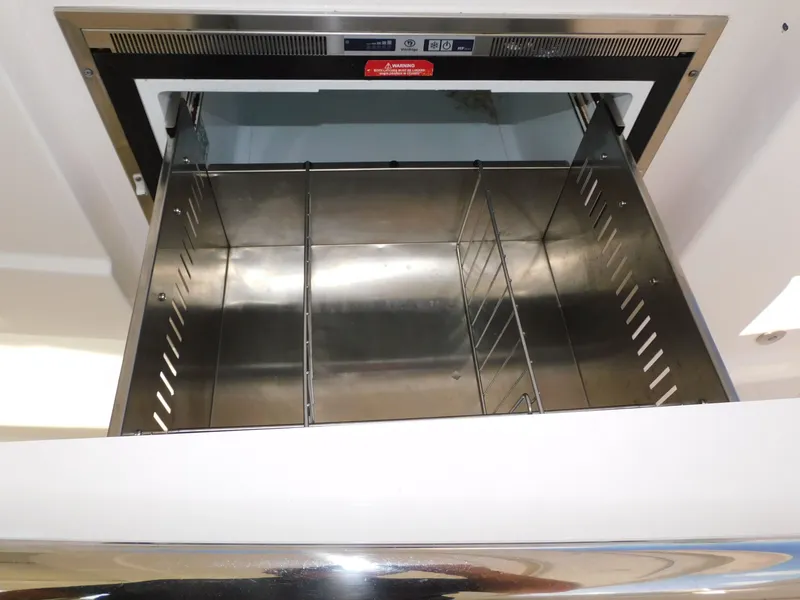 Slide: The Image of Tiara 36 Coronet 2013 - 32