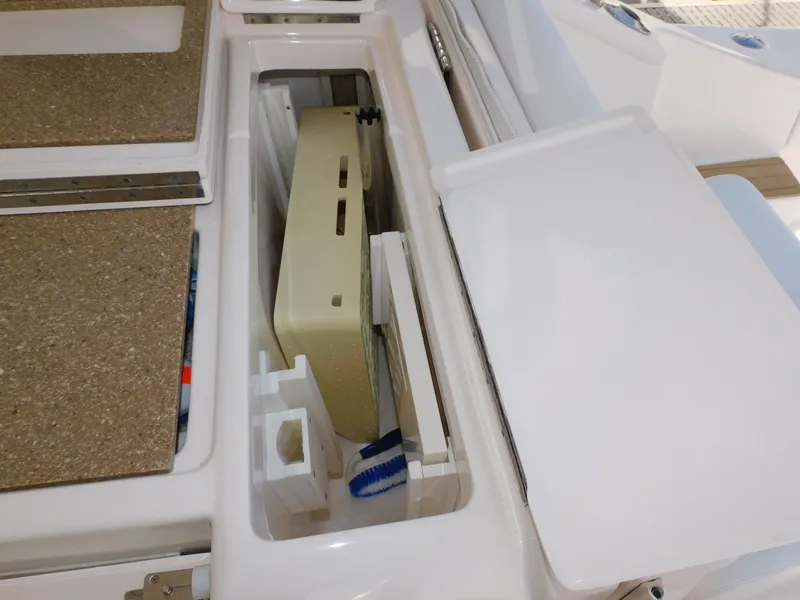 Slide: The Image of Tiara 36 Coronet 2013 - 34