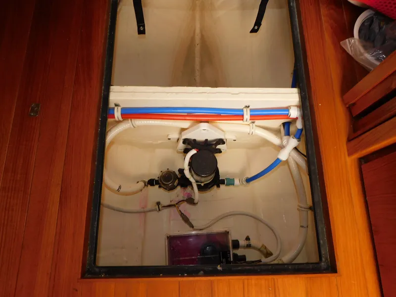 Slide: The Image of Tiara 36 Coronet 2013 - 56