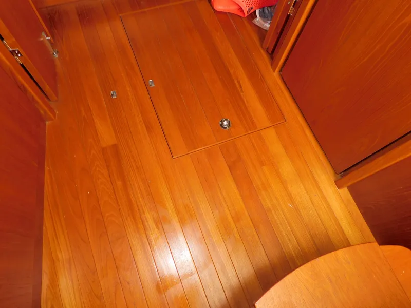 Slide: The Image of Tiara 36 Coronet 2013 - 58