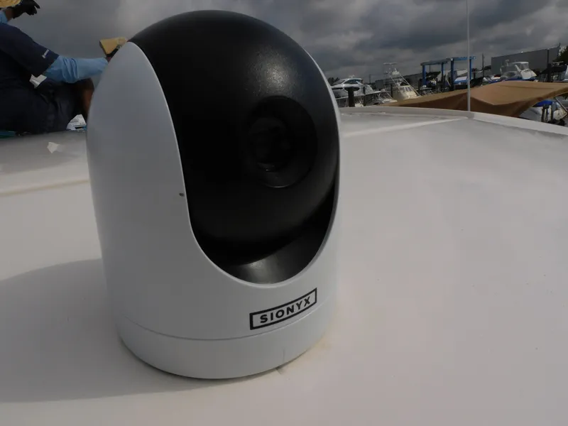 Slide: The Image of Tiara 36 Coronet 2013 - 6