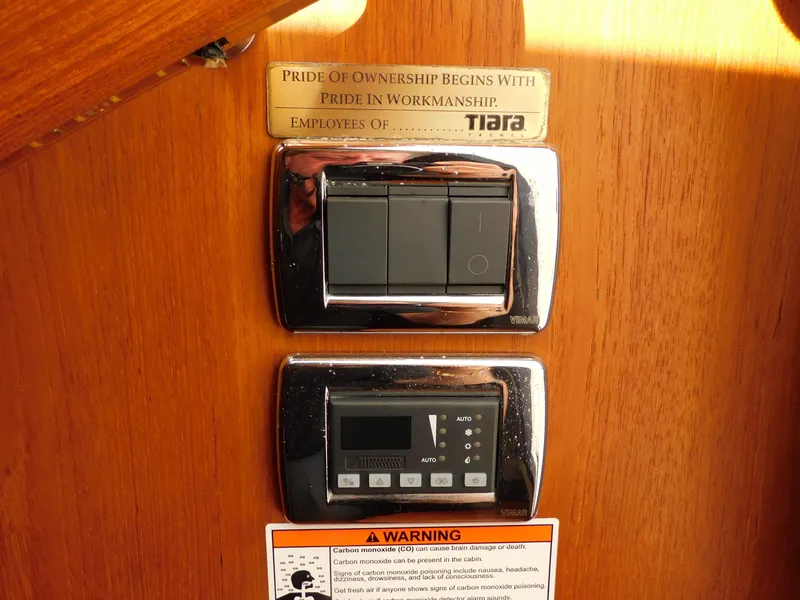 Slide: The Image of Tiara 36 Coronet 2013 - 60