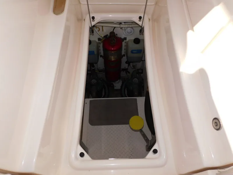 Slide: The Image of Tiara 36 Coronet 2013 - 71