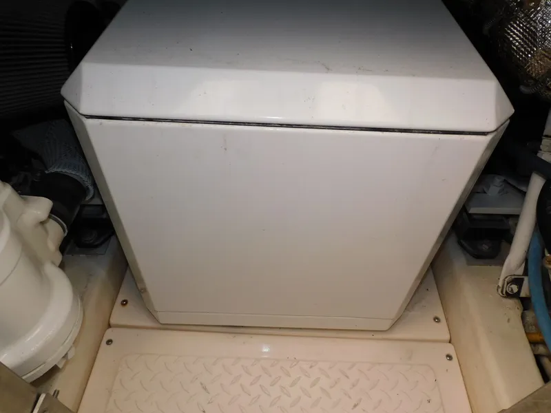 Slide: The Image of Tiara 36 Coronet 2013 - 79