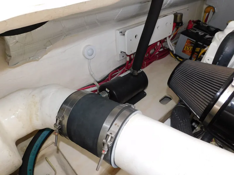 Slide: The Image of Tiara 36 Coronet 2013 - 83