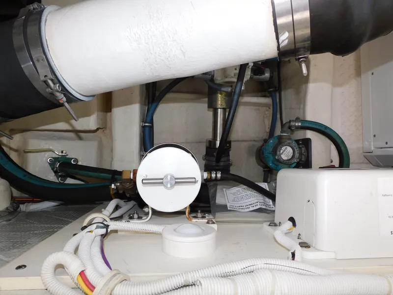 Slide: The Image of Tiara 36 Coronet 2013 - 84