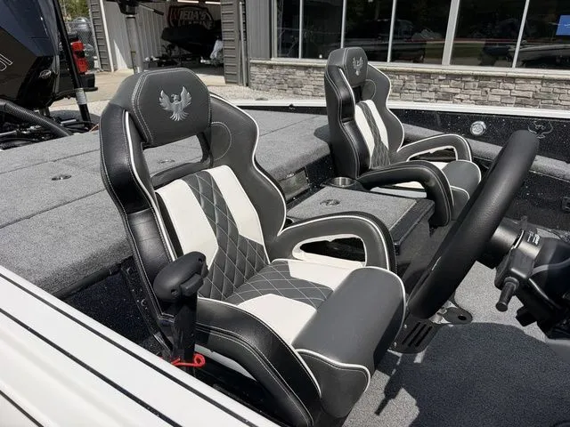 Slide: The Image of Phoenix Bass Boat 921 Elite X 2026 - 7