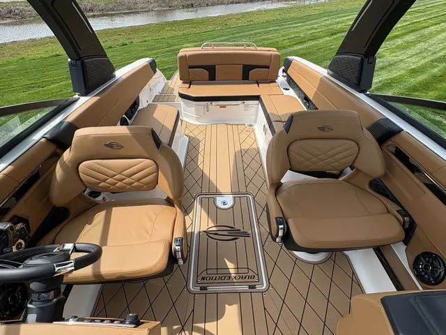 Slide: The Image of Chaparral SSX 30 2026 - 10