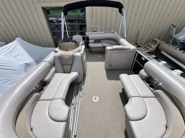 Slide: The Image of Starcraft Stardeck 216 Cruise W/60HP Mercury Bigfoot & Trail 2014 - 4