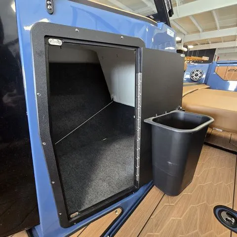 Slide: The Image of Yamaha 222XE 2026 - 10