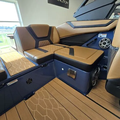 Slide: The Image of Yamaha 222XE 2026 - 18