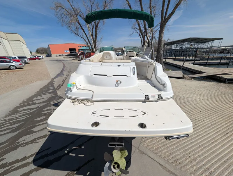 Slide: The Image of Chris-Craft 262 Sportdeck 2001 - 11