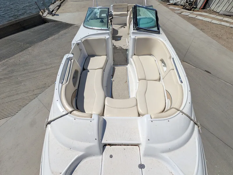 Slide: The Image of Chris-Craft 262 Sportdeck 2001 - 23
