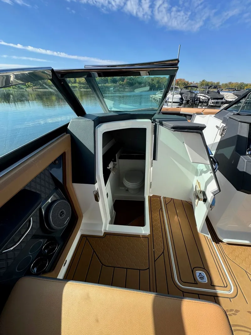 Slide: The Image of Cobalt R33 Surf 2024 - 8