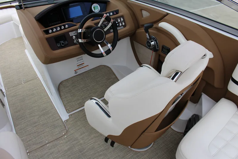 Slide: The Image of Cobalt R5WSS Surf 2017 - 19