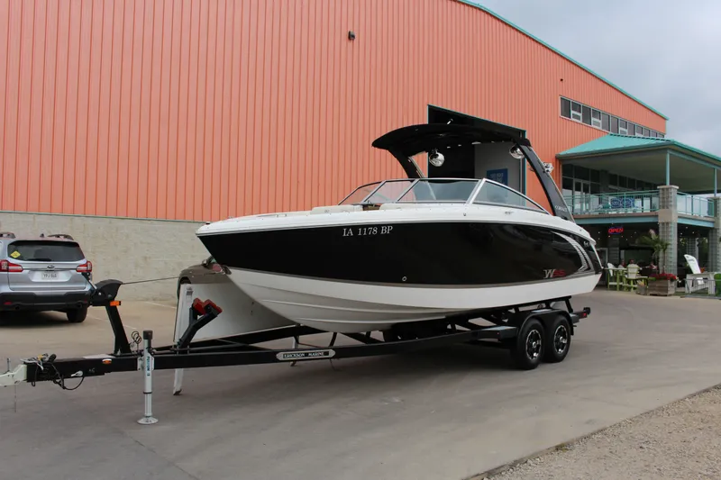 Slide: The Image of Cobalt R5WSS Surf 2017 - 23