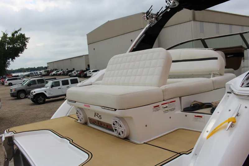 Slide: The Image of Cobalt R5WSS Surf 2017 - 27