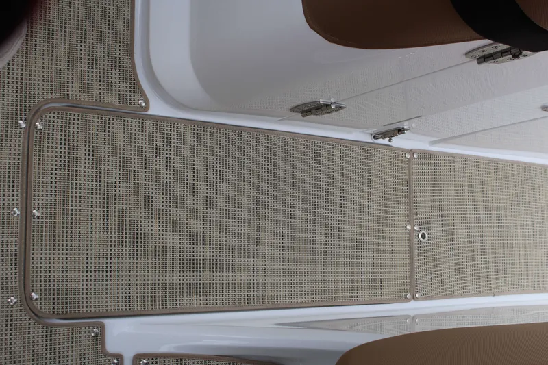 Slide: The Image of Cobalt R5WSS Surf 2017 - 28